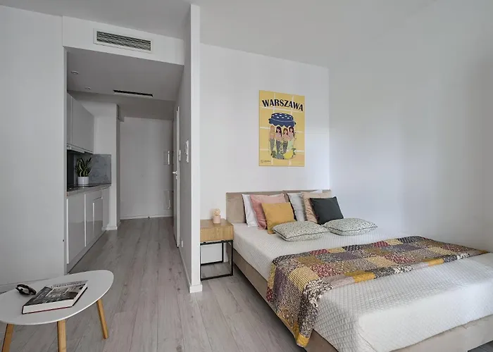 Urbannestgroup - Old Town Studio S27